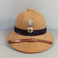 CASQUE COLONIAL GENDARMERIE MODELE 1931 FABRICATION ANNEES 1950 GRENADE ARGENTEE GENDARMERIE COLONIALE